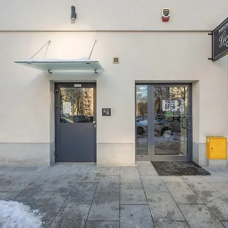 Modern In The Center In By Renters