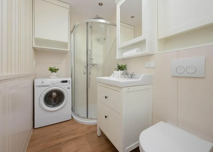 Modern In The Center In By Renters Varsavia